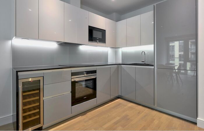 1 Bedroom Flat To Rent In Juniper Drive, London, SW18