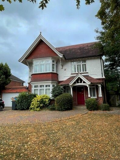 6 Bedroom Detached House To Rent In Cheyne Walk, Croydon, CR0