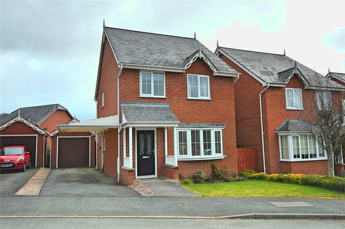 3 Bedroom Detached House For Sale In Cae Melyn, Tregynon, Newtown, Powys, SY16