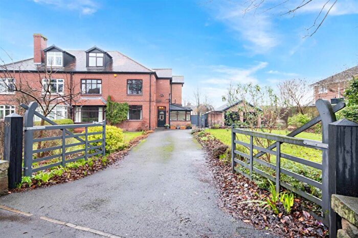 5 Bedroom Semi Detached House For Sale In Sandygate, Wath-Upon-Dearne, Rotherham, S63