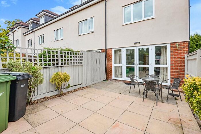 2 Bedroom Apartment To Rent In The Avenue, Kennington, Oxford, OX1