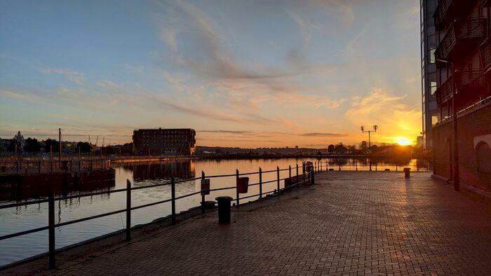 1 Bedroom Flat To Rent In Adventurers Quay, Cardiff, CF10