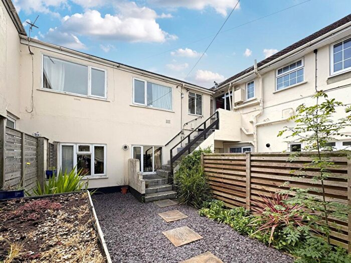 2 Bedroom Apartment For Sale In Seaton Down Hill, Seaton, Devon, EX12