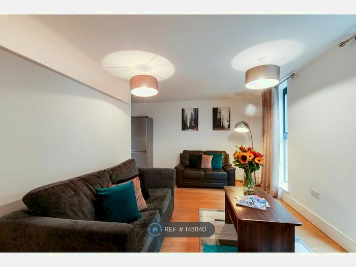 2 Bedroom Flat To Rent In Cumberland Street, Liverpool, L1