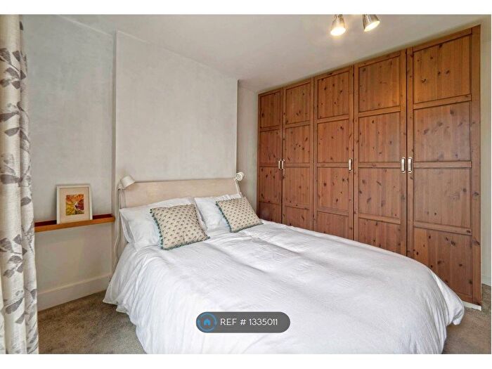 1 Bedroom Flat To Rent In Queens Park, London, NW6