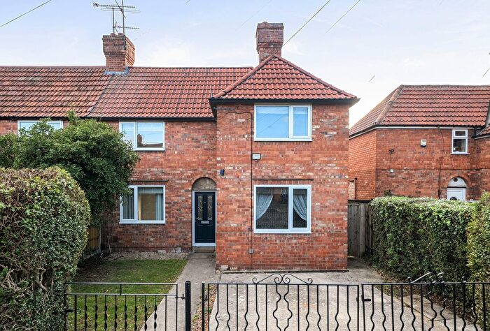 3 Bedroom Semi-Detached House For Sale In Spenser Road, Cheltenham, Gloucestershire, GL51