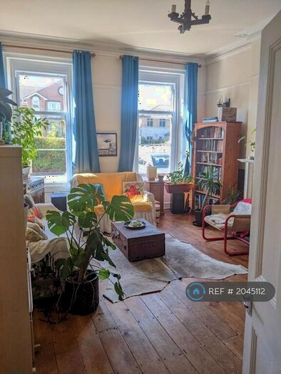 2 Bedroom Flat To Rent In Cleveland House, Weymouth, DT4