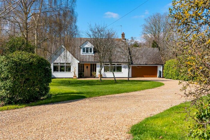 4 Bedroom Detached Bungalow For Sale In Weavers, Wicker Street Green, Kersey, IP7