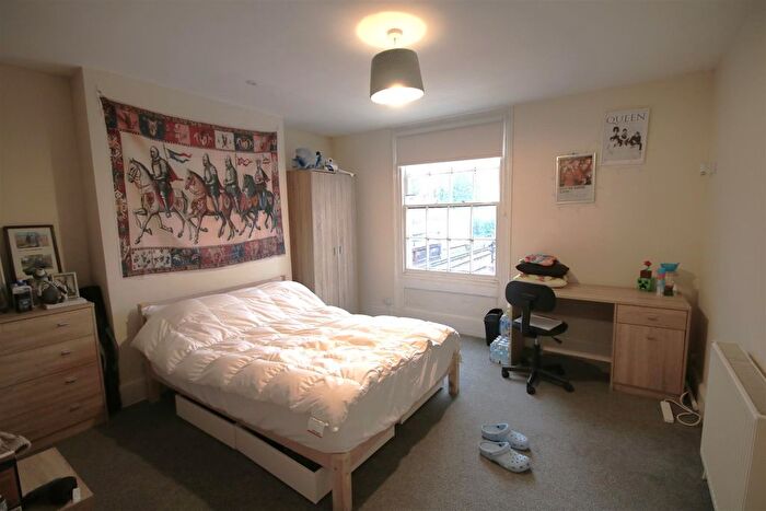 5 Bedroom End Terrace House To Rent In St. Dunstans Street, Canterbury, CT2