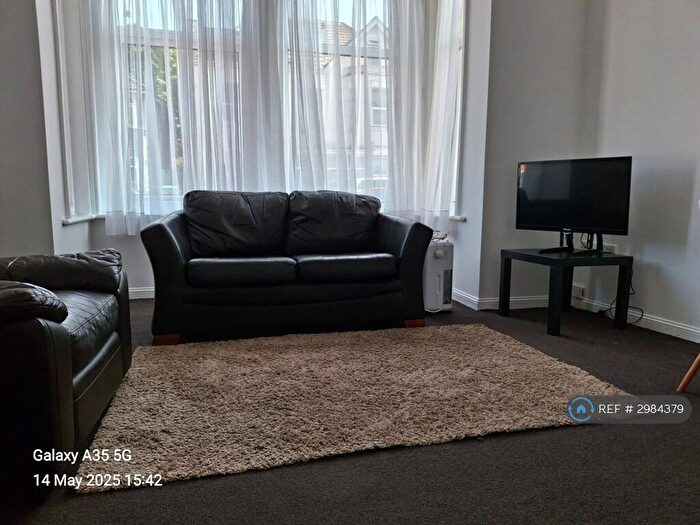 2 Bedroom Flat To Rent In Marsden House, Bournemouth, BH5