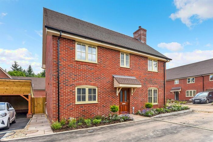 3 Bedroom Detached House For Sale In King House, Elgar Close, Fittleworth, Pulborough, West Sussex, RH20