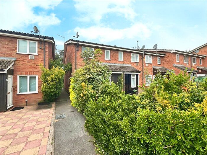 1 Bedroom Terraced House To Rent In Shellfield Close, Staines-Upon-Thames, Surrey, TW19