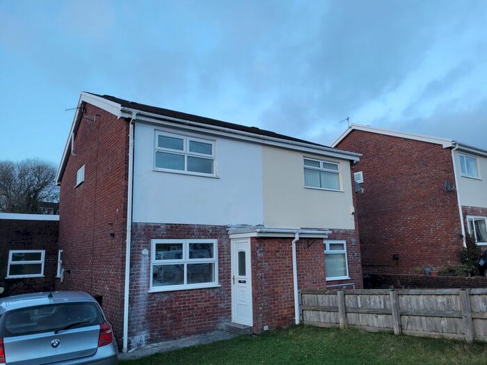 2 Bedroom Semi-Detached House To Rent In Tyn Y Cae, Swansea, SA8