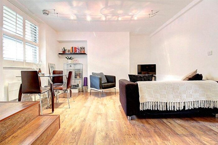 2 Bedroom Apartment To Rent In The Dalston Hat, Dalston, London, N16