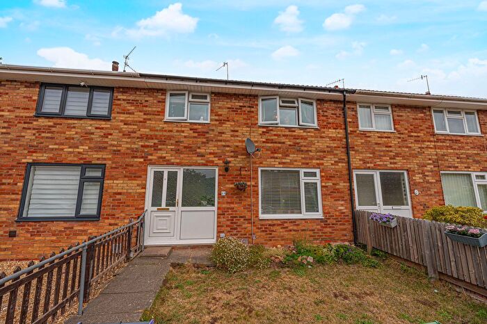 3 Bedroom Terraced House For Sale In Caernarvon Crescent, Llanyravon, NP44