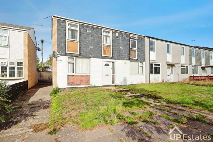 3 Bedroom End Of Terrace House For Sale In Granborough Close, Binley, Coventry, CV3