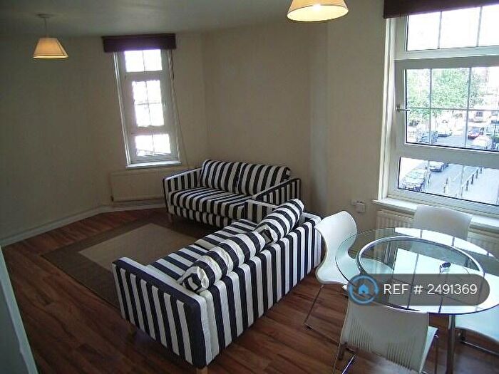 4 Bedroom Flat To Rent In Chadworth House, London, EC1V