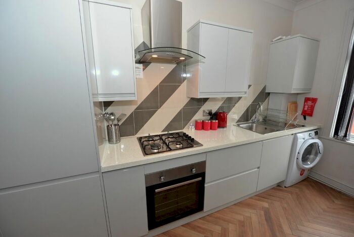 2 Bedroom Flat To Rent In Furzedown Road, Southampton, SO17