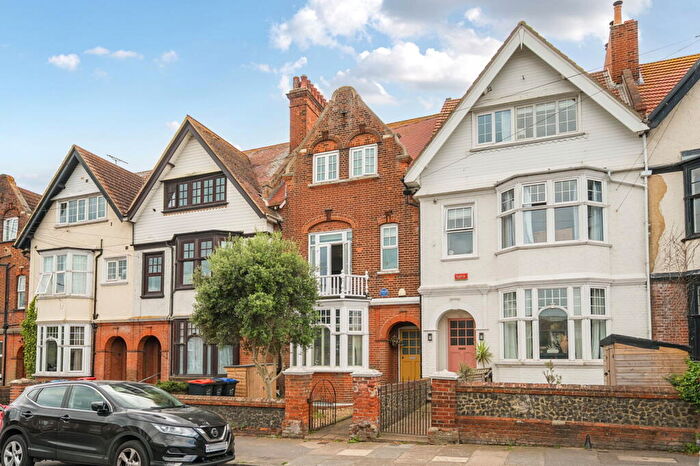 5 Bedroom Town House For Sale In Westgate Bay Avenue, Westgate-on-sea, CT8