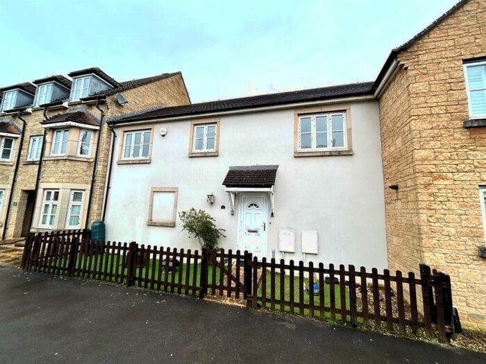 1 Bedroom Flat To Rent In Freestone Way, Corsham, SN13