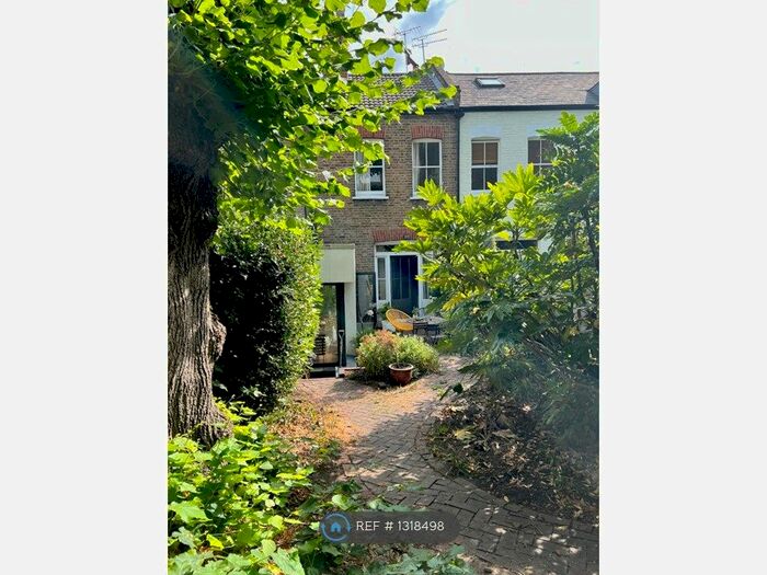 2 Bedroom Flat To Rent In Langdon Park Road, London, N6