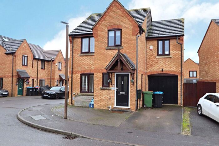 3 Bedroom Detached House For Sale In Tynemouth Rise, Monkston, MK10