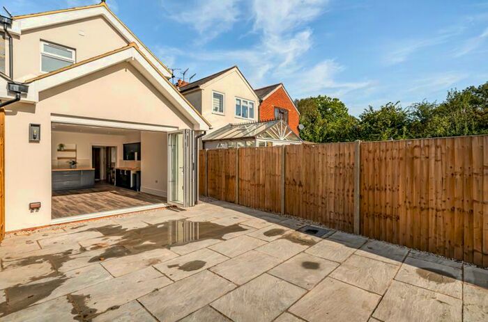 3 Bedroom Semi-Detached House To Rent In Pirbright, GU24