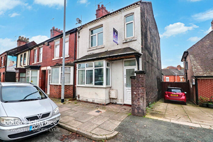 5 Bedroom End Of Terrace House To Rent In London Road, Newcastle, ST5