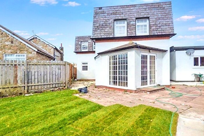 3 Bedroom Flat For Sale In Albion Way, Blyth, NE24