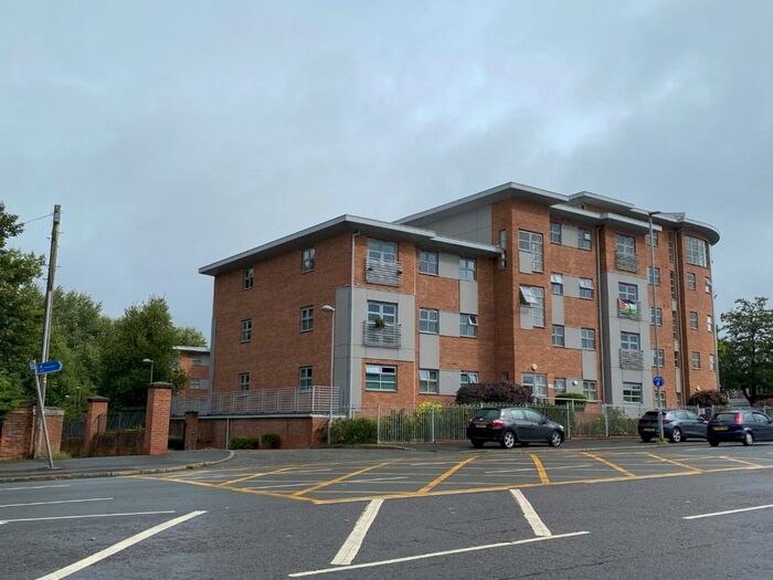 2 Bedroom Flat To Rent In Mauldeth Road West, Chorlton, Manchester, M21