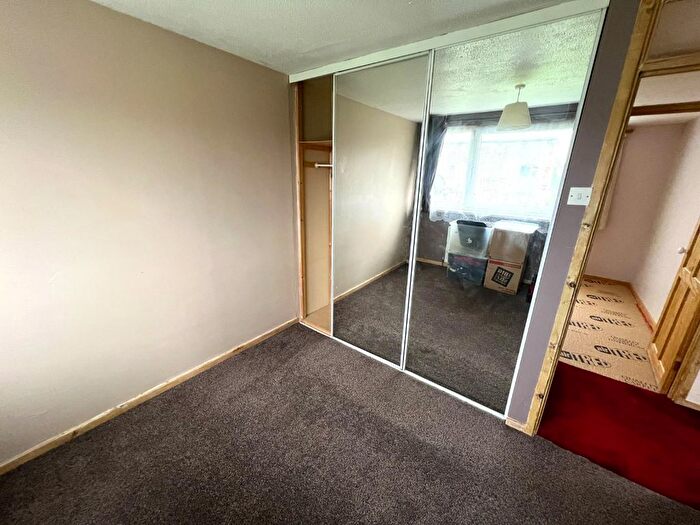 3 Bedroom End Of Terrace House For Sale In Conrad Close, Swindon, SN3