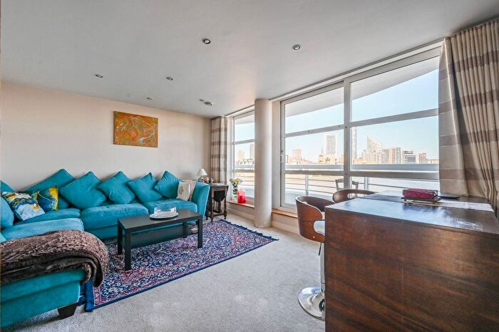 2 Bedroom Flat To Rent In Pierhead Lock, Isle Of Dogs, London, E14