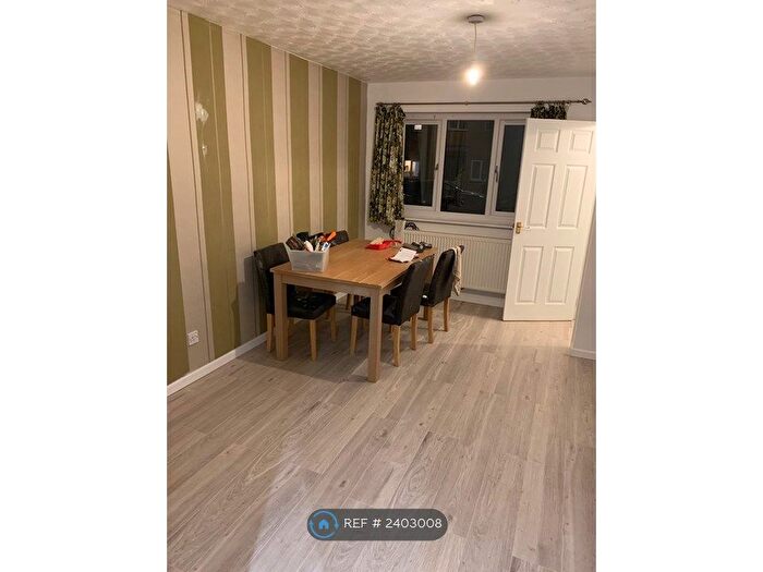 2 Bedroom Terraced House To Rent In Wellingborough, Wellingborough, NN8