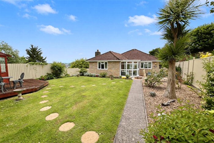 3 Bedroom Detached Bungalow For Sale In Spring Hill, Worle - Fab Bungalow, BS22