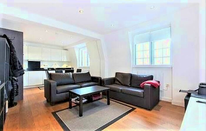 2 Bedroom Flat To Rent In Townhouse, The Broadway, Ealing, Acton, London, W5
