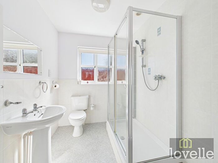 3 Bedroom Detached Bungalow For Sale In Campling Way, Trusthorpe, LN12