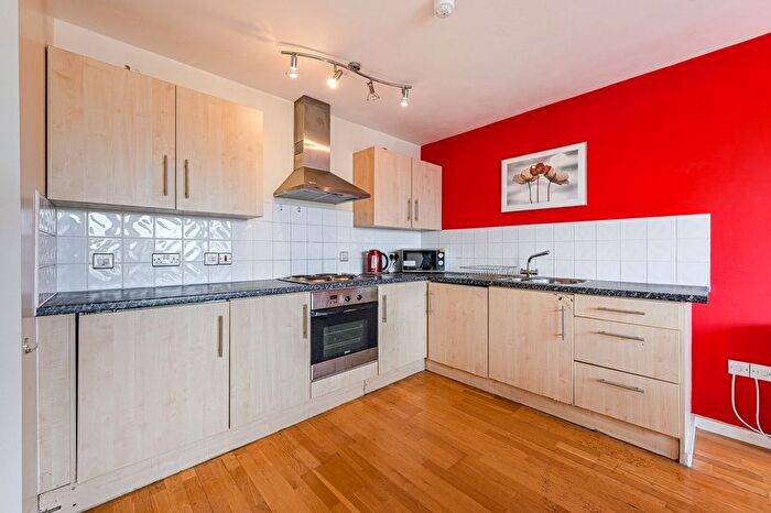 1 Bedroom Flat To Rent In The Vista Building, Woolwich, London, SE18