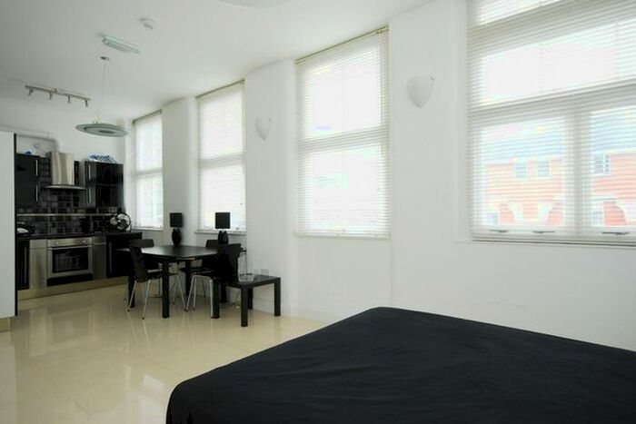 Studio To Rent In Commercial Street, Spitalfields, London E1