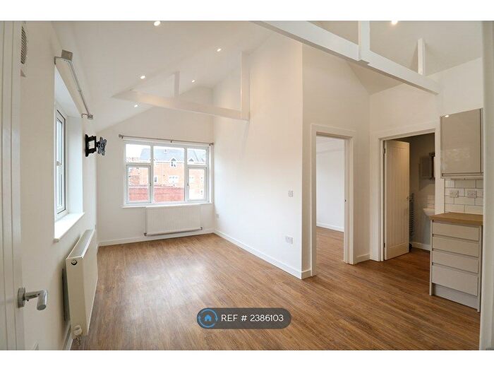 Studio To Rent In Meeting Lane, Kettering, NN16