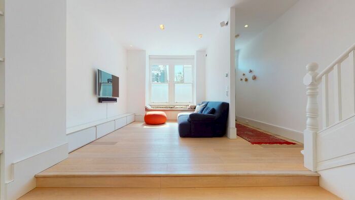 4 Bedroom Flat To Rent In Epirus Road, London, SW6