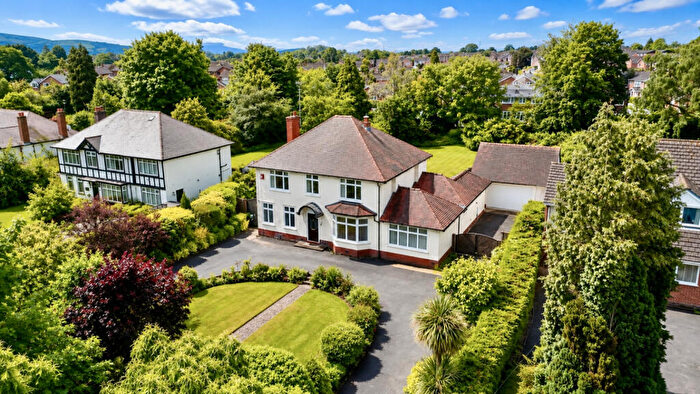 5 Bedroom Detached House For Sale In Ivy Lane, Macclesfield, SK11
