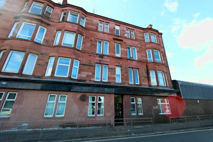 3 Bedroom Flat To Rent In Cumbernauld Road, Glasgow, G31