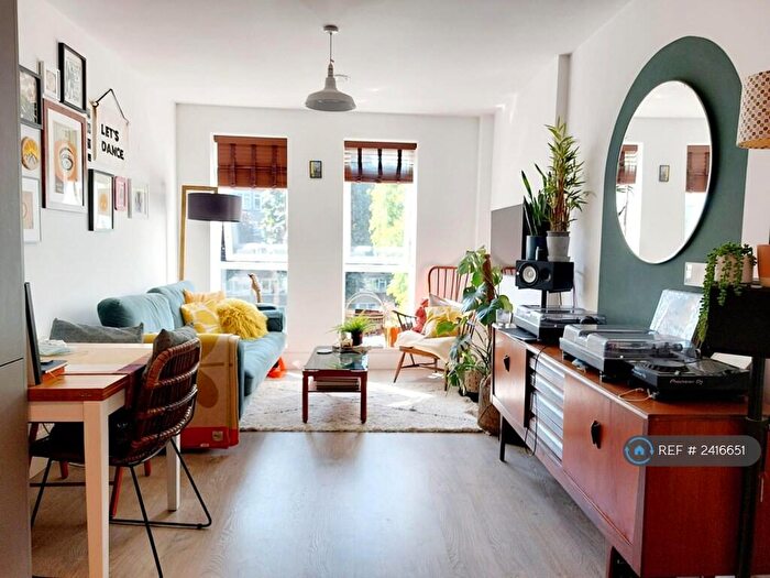 1 Bedroom Flat To Rent In St. Andrews Court, London, N17