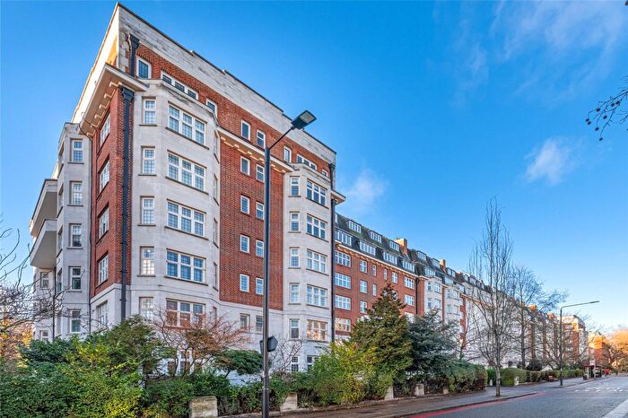 4 Bedroom Flat For Sale In Wellington Court, - Wellington Road, St John's Wood, London, NW8
