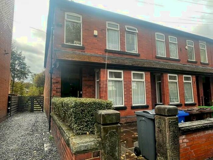 7 Bedroom Private Hall To Rent In Derby Road (), Fallowfield, Manchester, M14