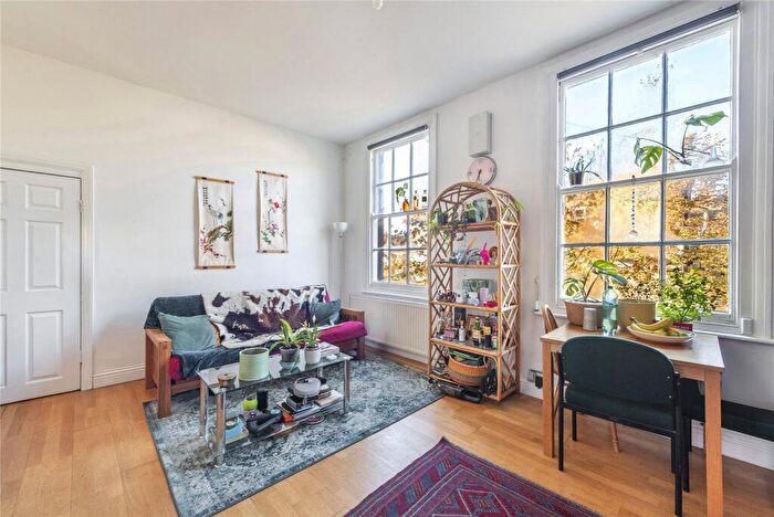 1 Bedroom Flat To Rent In Roman Road, Bow West, E3