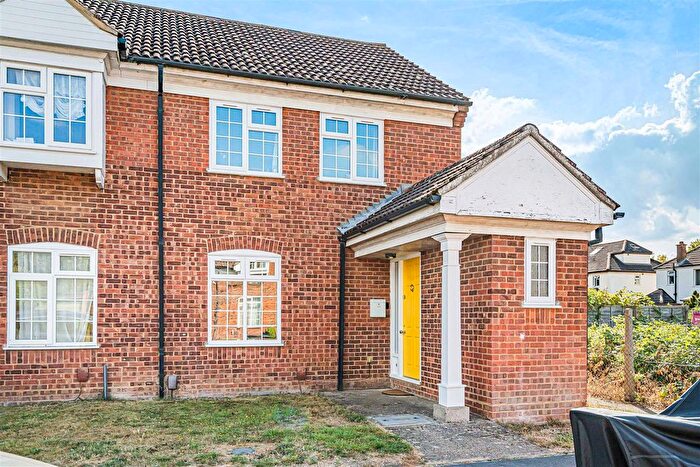 2 Bedroom End Terrace House For Sale In Hulatt Road, Cambridge, CB1