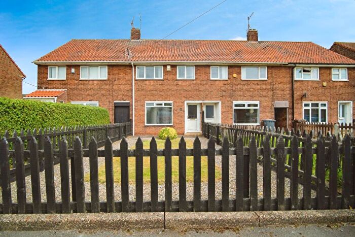 3 Bedroom Terraced House For Sale In Dodswell Grove, Hull, East Yorkshire, HU9