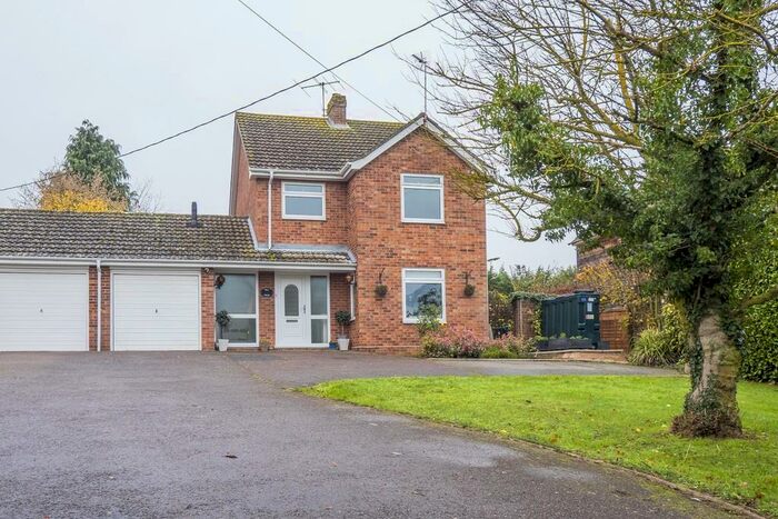 4 Bedroom Link Detached House For Sale In Hartest, Bury St Edmunds, Suffolk, IP29