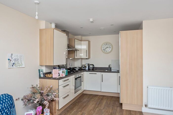 1 Bedroom Flat For Sale In Southlands Way, Shoreham-By-Sea, West Sussex, BN43